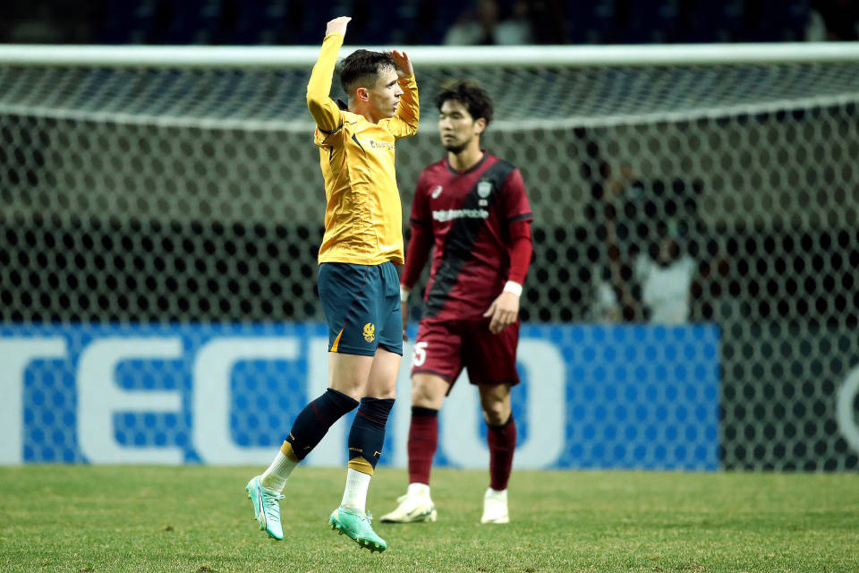 竞技宝-清晨亚冠传出新动向，那不勒斯遗憾出局，管理层表态——媒体盛赞，控场能力受关注(那不勒斯转会1100万)